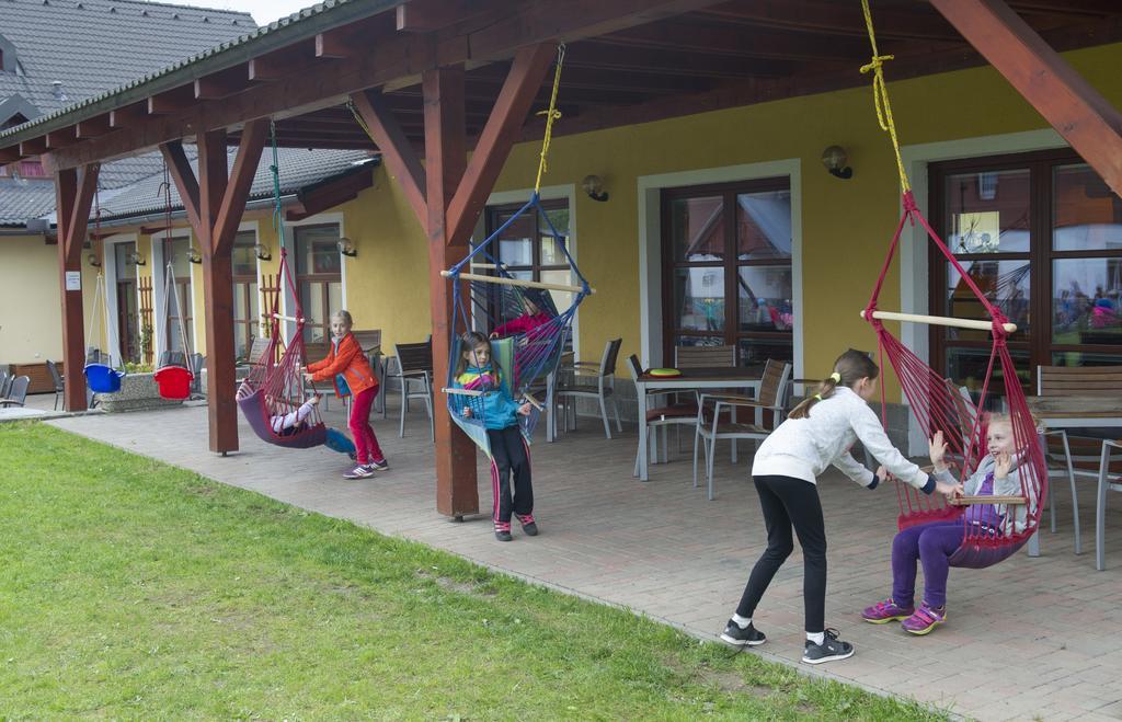 Rodinny Penzion Skiland Ostružná Exterior foto